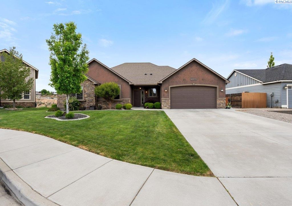 Photo of 275 Canyon Rim Ct, Richland, WA 99352 (MLS # 293021)
