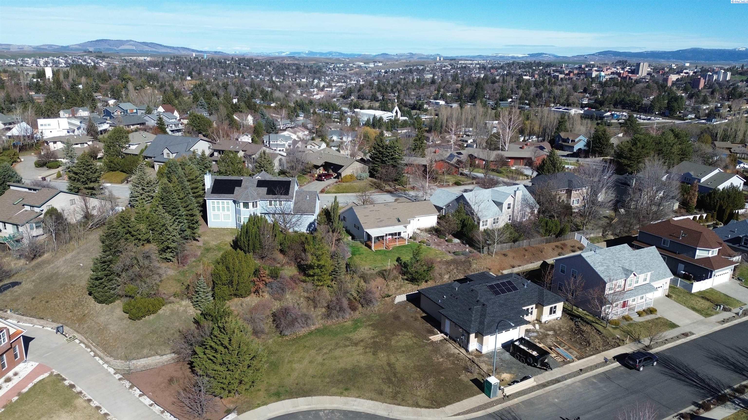 Photo 1 of 10 — 630 SW Sundance Ct, Pullman, WA 99163