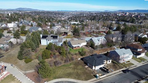Photo of 630 SW Sundance Ct, Pullman, WA 99163 (MLS # 290880)