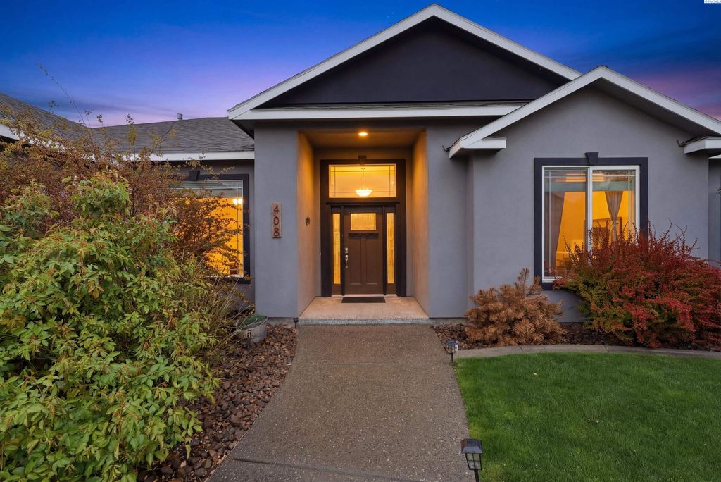 Photo of 408 Liberty Lane, Richland, WA 99352 (MLS # 291780)