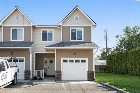 Photo of 100 S Dawes St , Unit D St, Kennewick, WA 99336 (MLS # 287726)