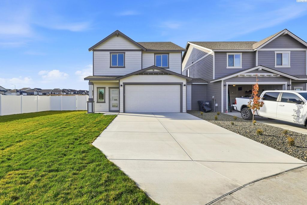 Photo of 7681 Grapevine Ct, West Richland, WA 99353 (MLS # 289082)