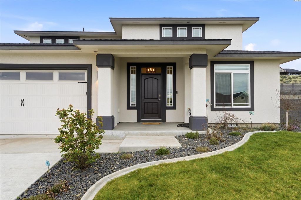 Photo of 6729 Sandy Ridge Rd, Pasco, WA 99301 (MLS # 291569)