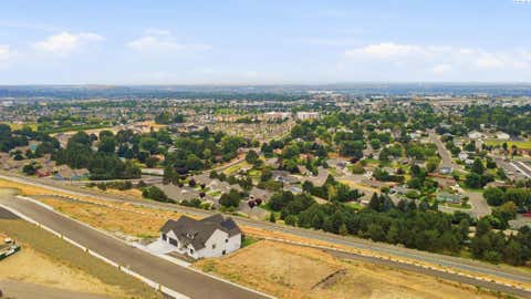 Photo of 7298 W 20th Ave, Kennewick, WA 99338 (MLS # 295103)