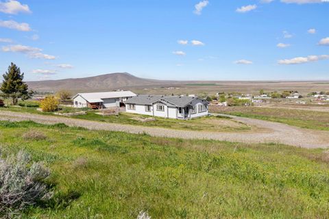 Photo of 67425 N Lob Lane, Benton City, WA 99320 (MLS # 292016)