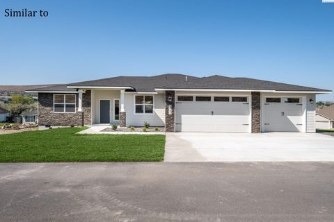 Photo of 7017 Belmont, West Richland, WA 99353 (MLS # 289655)