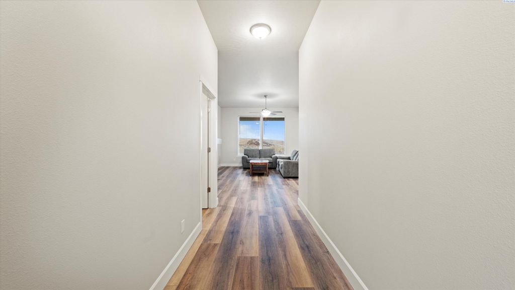 Photo of 2822 S Belfair Pl, Kennewick, WA 99338 (MLS # 288470)