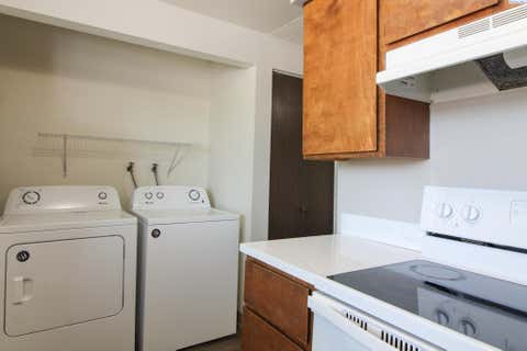 Photo of 1912 George Washington Way #D, Richland, WA 99352 (MLS # 293507)