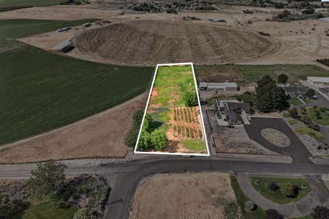 Photo of TBD E Terril Rd, Kennewick, WA 99337 (MLS # 293560)