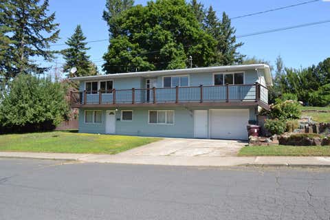 Photo of 1205 NW Clifford St, Pullman, WA 99163 (MLS # 294728)