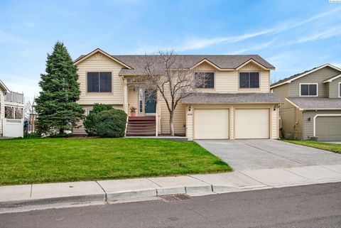 Photo of 2628 Scottsdale Pl, Richland, WA 99354 (MLS # 291481)