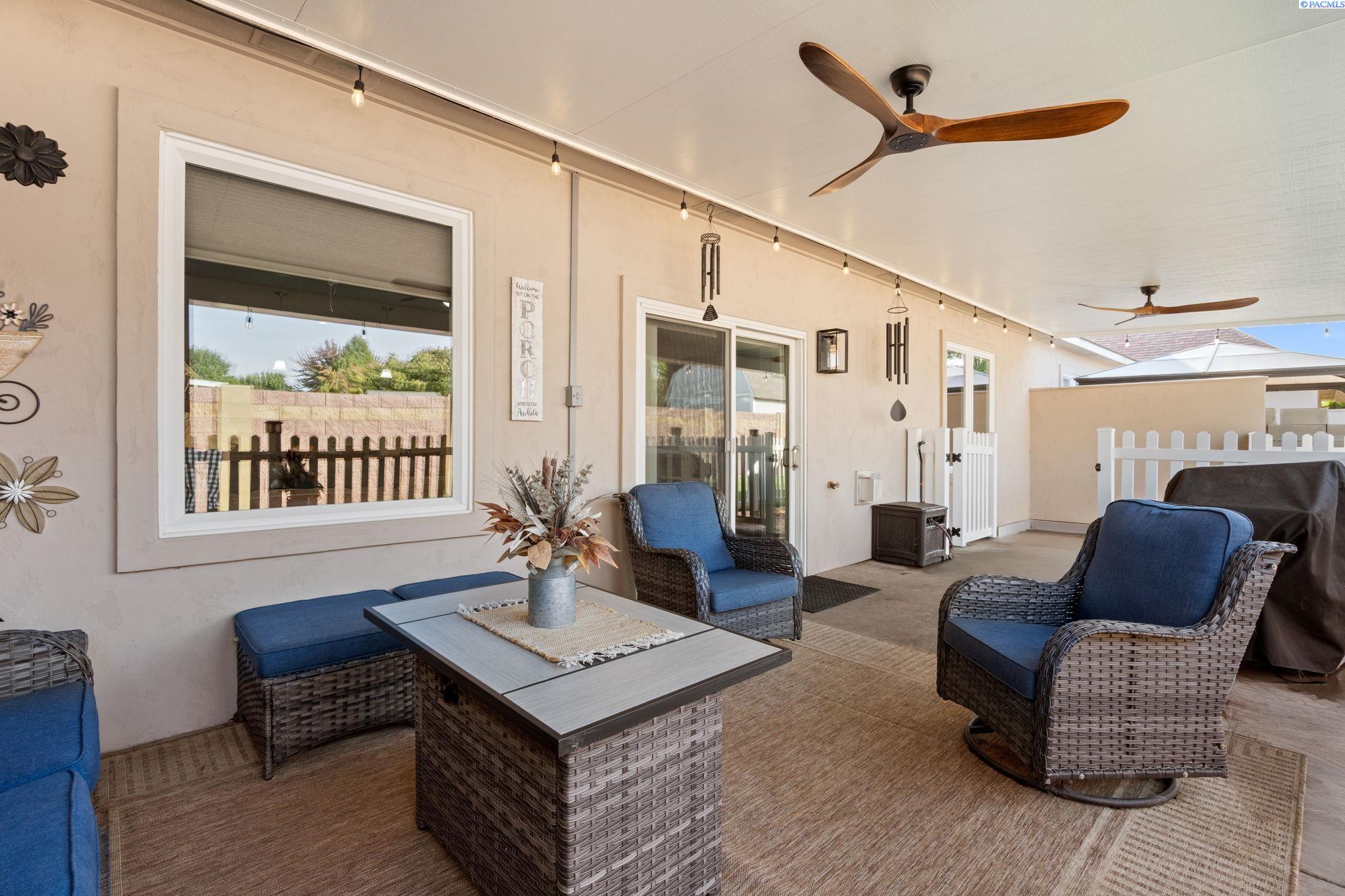 Pasco, Washington 99301, United States, 3 Bedrooms Bedrooms, ,2 BathroomsBathrooms,Residential,Active,220724