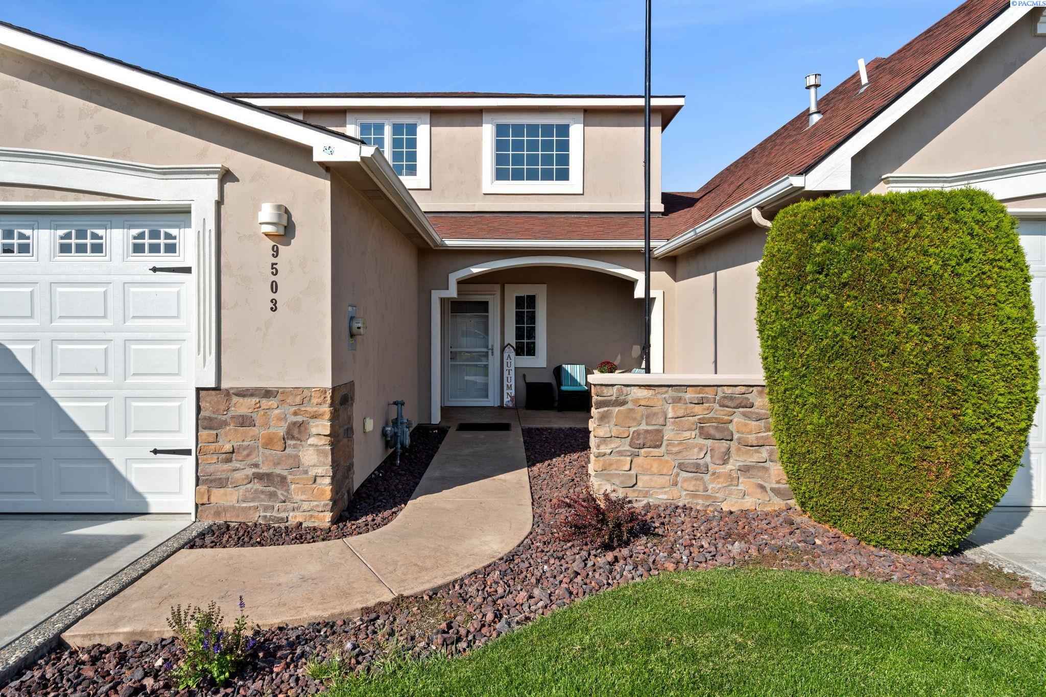 Pasco, Washington 99301, United States, 3 Bedrooms Bedrooms, ,2 BathroomsBathrooms,Residential,Active,220724