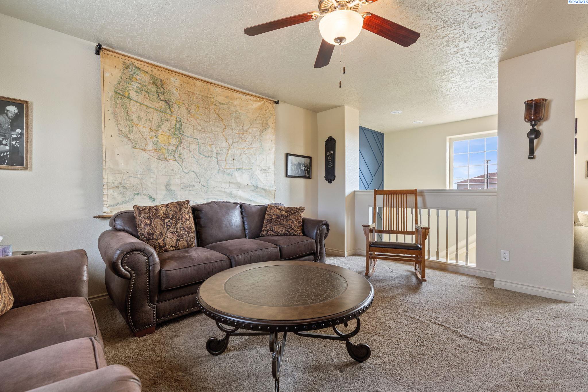 Pasco, Washington 99301, United States, 3 Bedrooms Bedrooms, ,2 BathroomsBathrooms,Residential,Active,220724