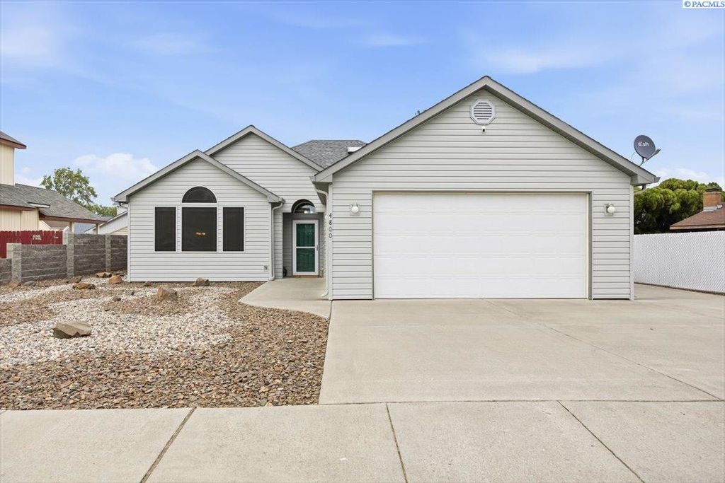 Photo of 4800 W 5th Ave, Kennewick, WA 99336 (MLS # 292806)