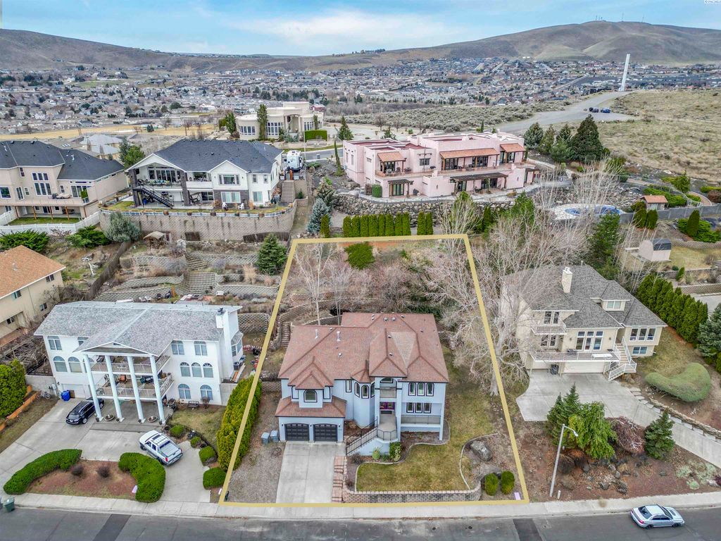 Photo of 1219 Brentwood Ave, Richland, WA 99352 (MLS # 291600)