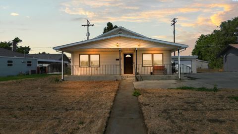 Photo of 103 George Washington Way, Richland, WA 99352 (MLS # 294804)