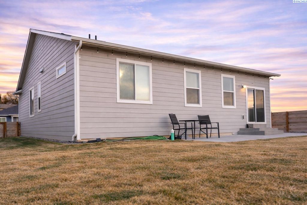 Photo of 609 Harvest Loop, Palouse, WA 99161 (MLS # 291014)
