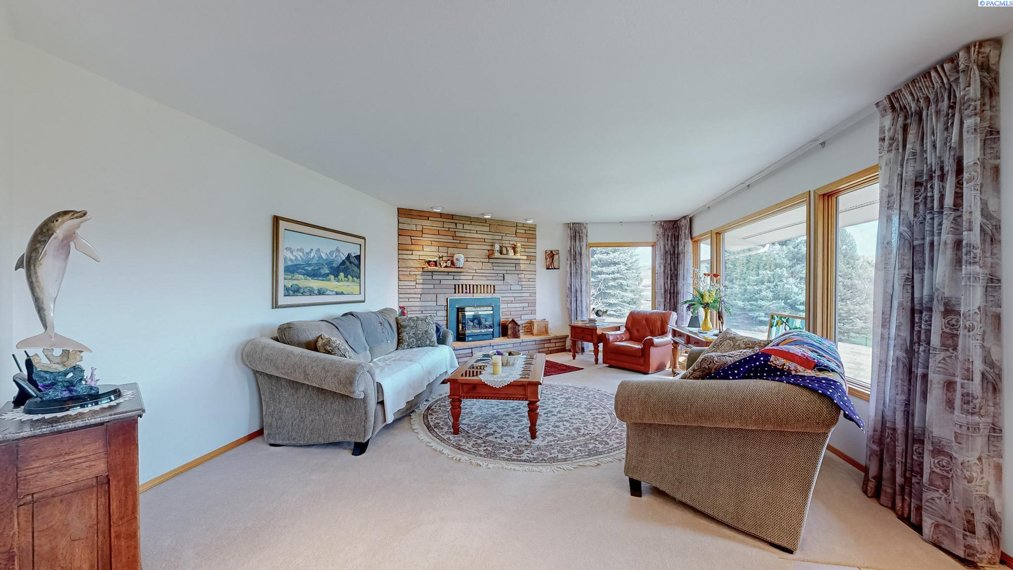 IDX 2 142 Hatley Road