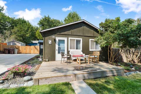Photo of 615 SE Side St, Pullman, WA 99163 (MLS # 295576)