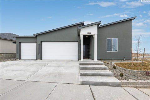 Photo of 3448 Morningside Parkway, Richland, WA 99352 (MLS # 295270)