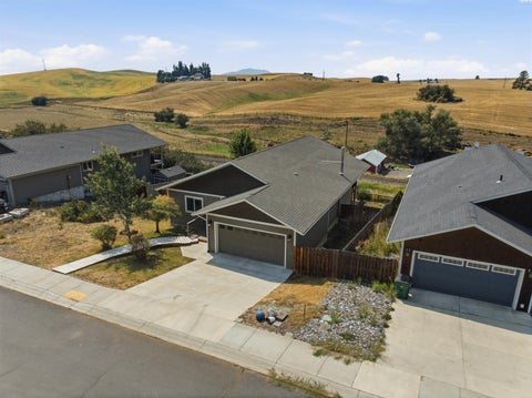 Photo of 513 Harvest Loop, Palouse, WA 99161 (MLS # 295950)