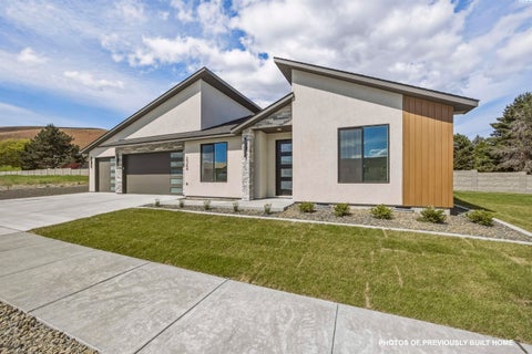 Photo of 2339 Lariat Lane, Richland, WA 99352 (MLS # 293443)