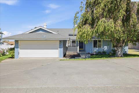 Photo of 1711 S Kent ST, Kennewick, WA 99337 (MLS # 295528)