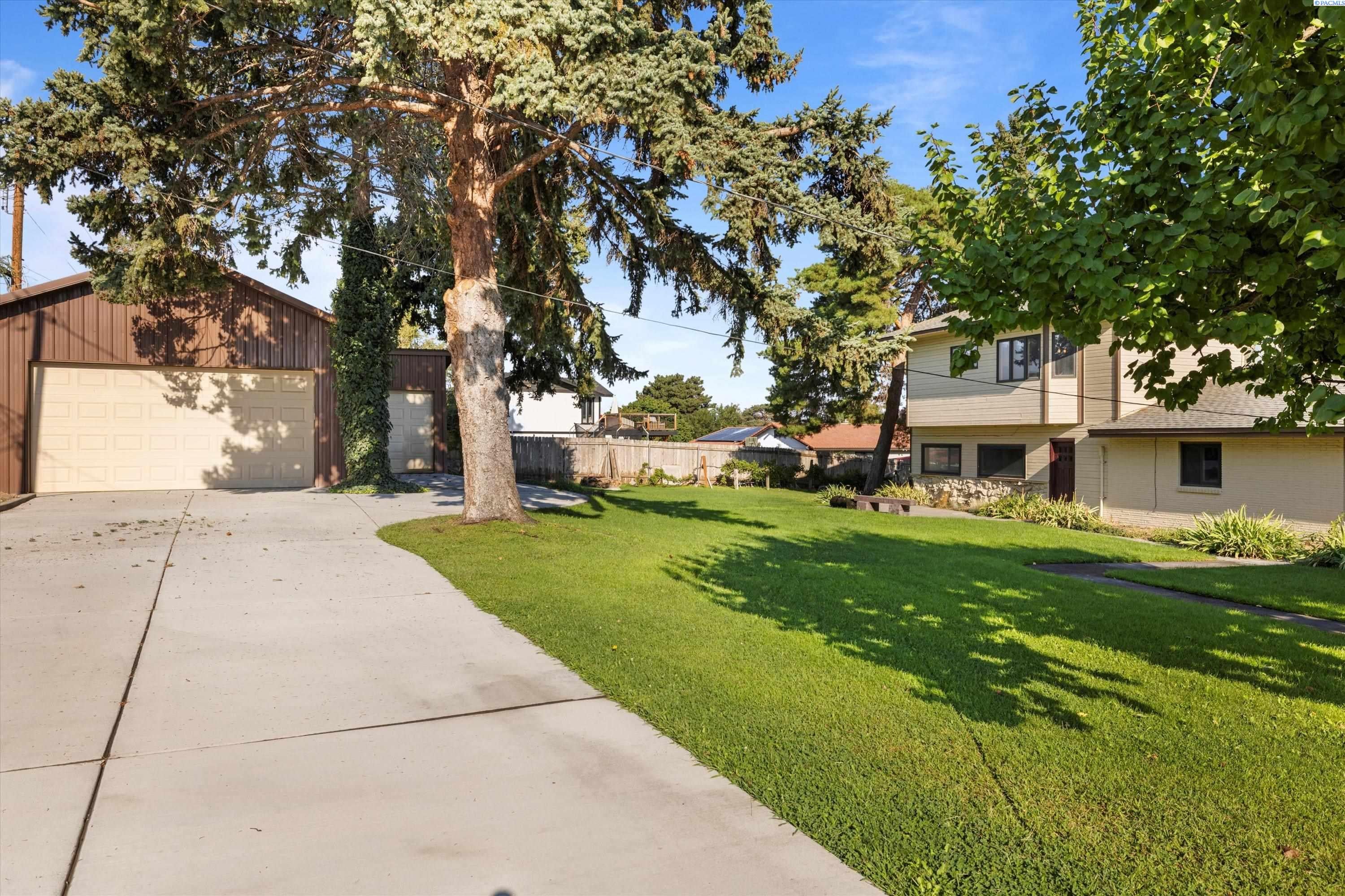 1229 N Yost - Photo 4