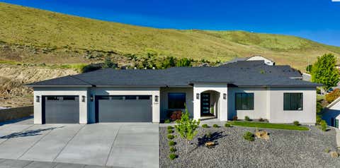 Photo of 5289 S Quincy Pl, Kennewick, WA 99337 (MLS # 292849)