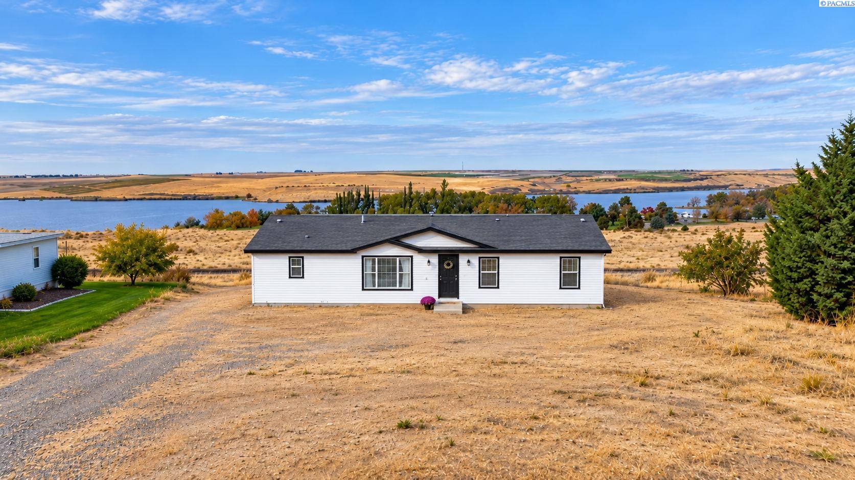 IDX 1 117 Lakeview Dr.