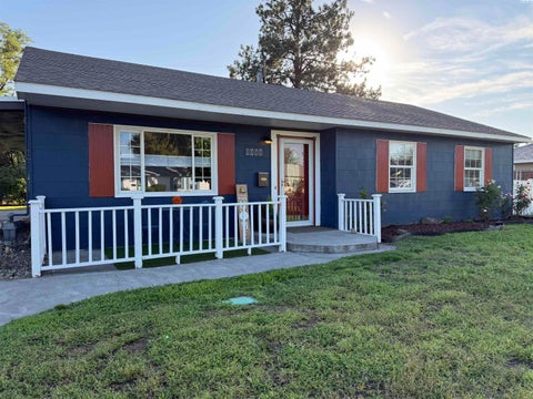 Photo of 1111 Cottonwood DR, Richland, WA 99354 (MLS # 295485)