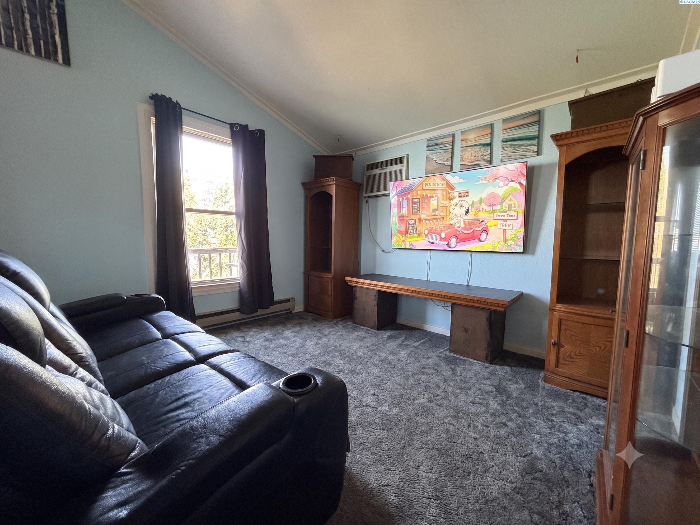 IDX 4 2745 NE Westshore Dr