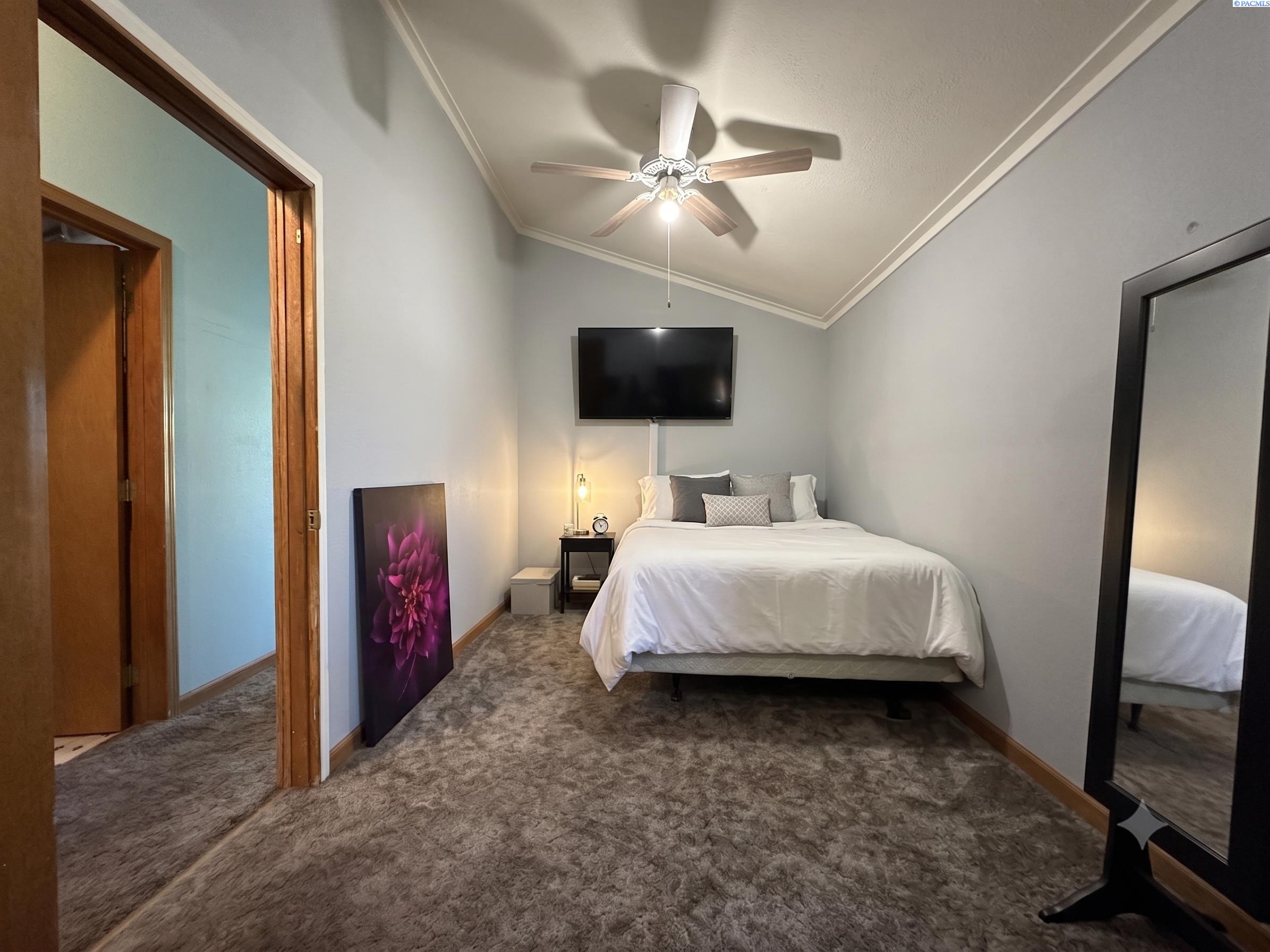 IDX 2 2745 NE Westshore Dr