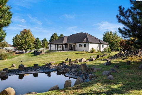 Photo of 5604 Glenbrook Loop, West Richland, WA 99353 (MLS # 296884)