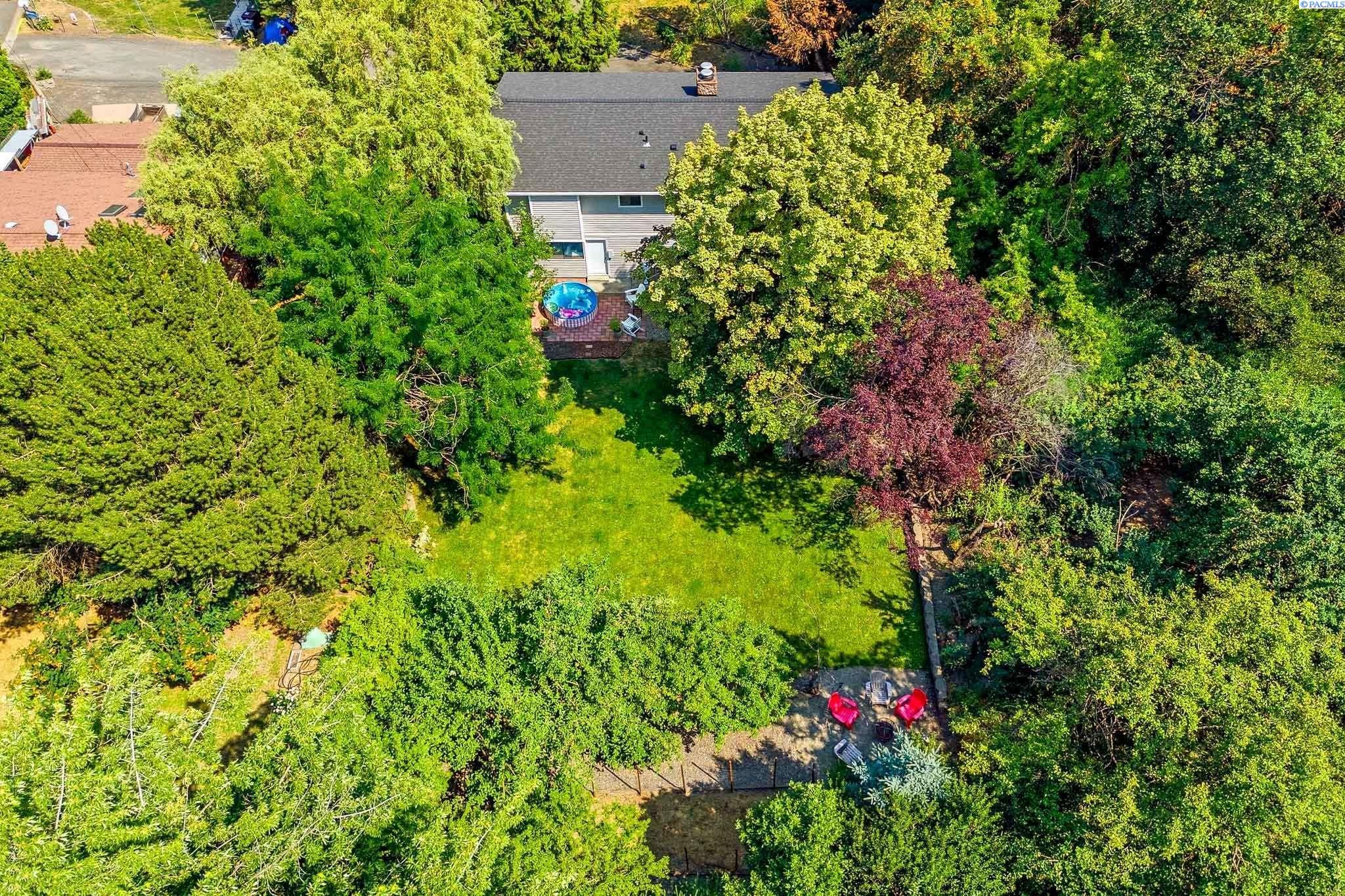 IDX 1 625 SE Highland Way