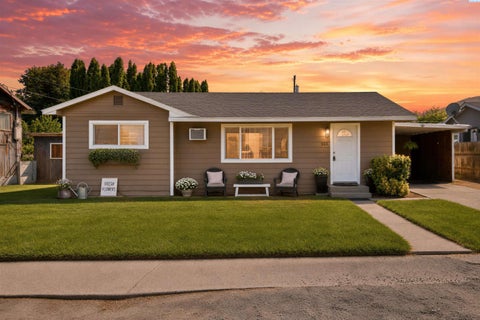Photo of 820 Brown Street, Prosser, WA 99350 (MLS # 296055)