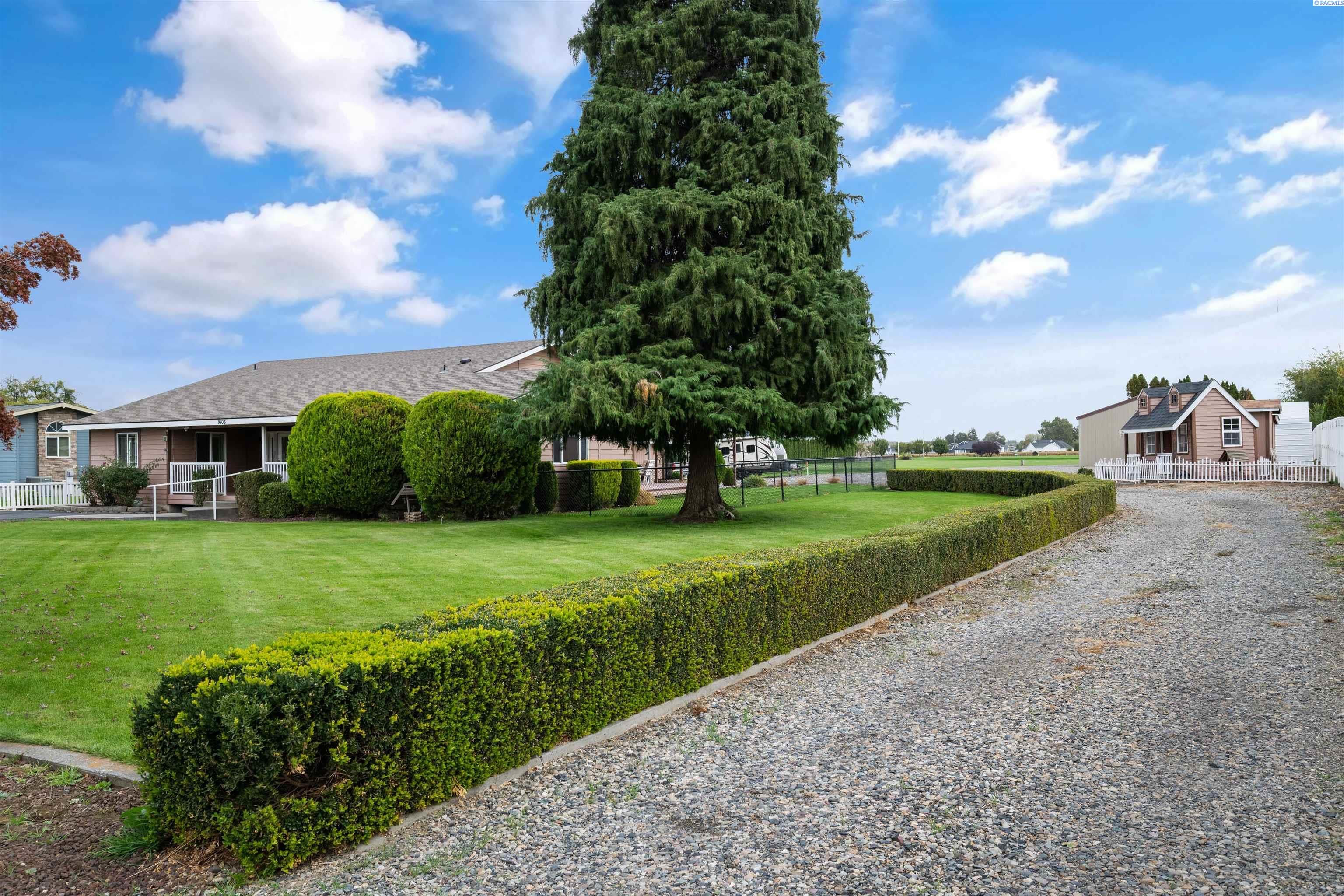 1605 Road 76