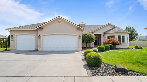 Photo of 4013 W 34th Ct, Kennewick, WA 99337 (MLS # 295749)