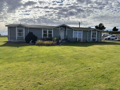 Photo of 1071 Basin Hill Road, Mesa, WA 99343 (MLS # 297166)