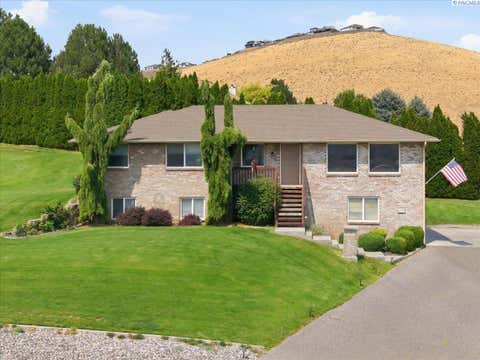 Photo of 210 Rachel Rd, Kennewick, WA 99338 (MLS # 295262)