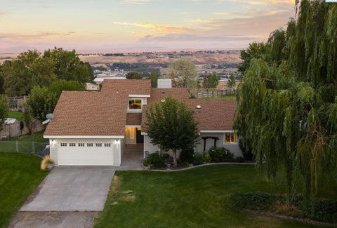 Photo of 101105 E Vaca Road, Kennewick, WA 99338 (MLS # 295908)