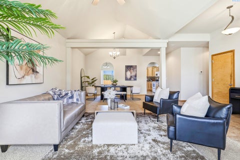 Photo of 1173 Kensington Way, Richland, WA 99352 (MLS # 294731)