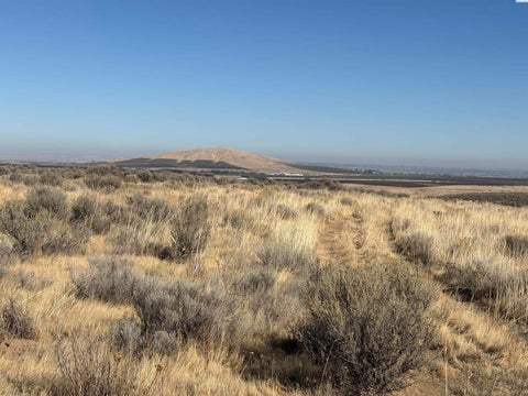 Photo of 506 Pr SE St, Benton City, WA 99320 (MLS # 297399)