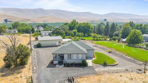 Photo of 173403 W Byron Rd, Prosser, WA 99350 (MLS # 295611)