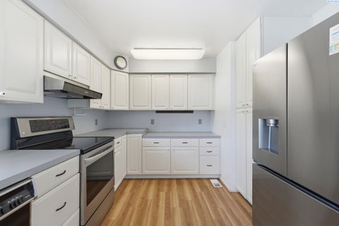 Photo of 1330 Farrell Ln, Richland, WA 99354 (MLS # 296789)