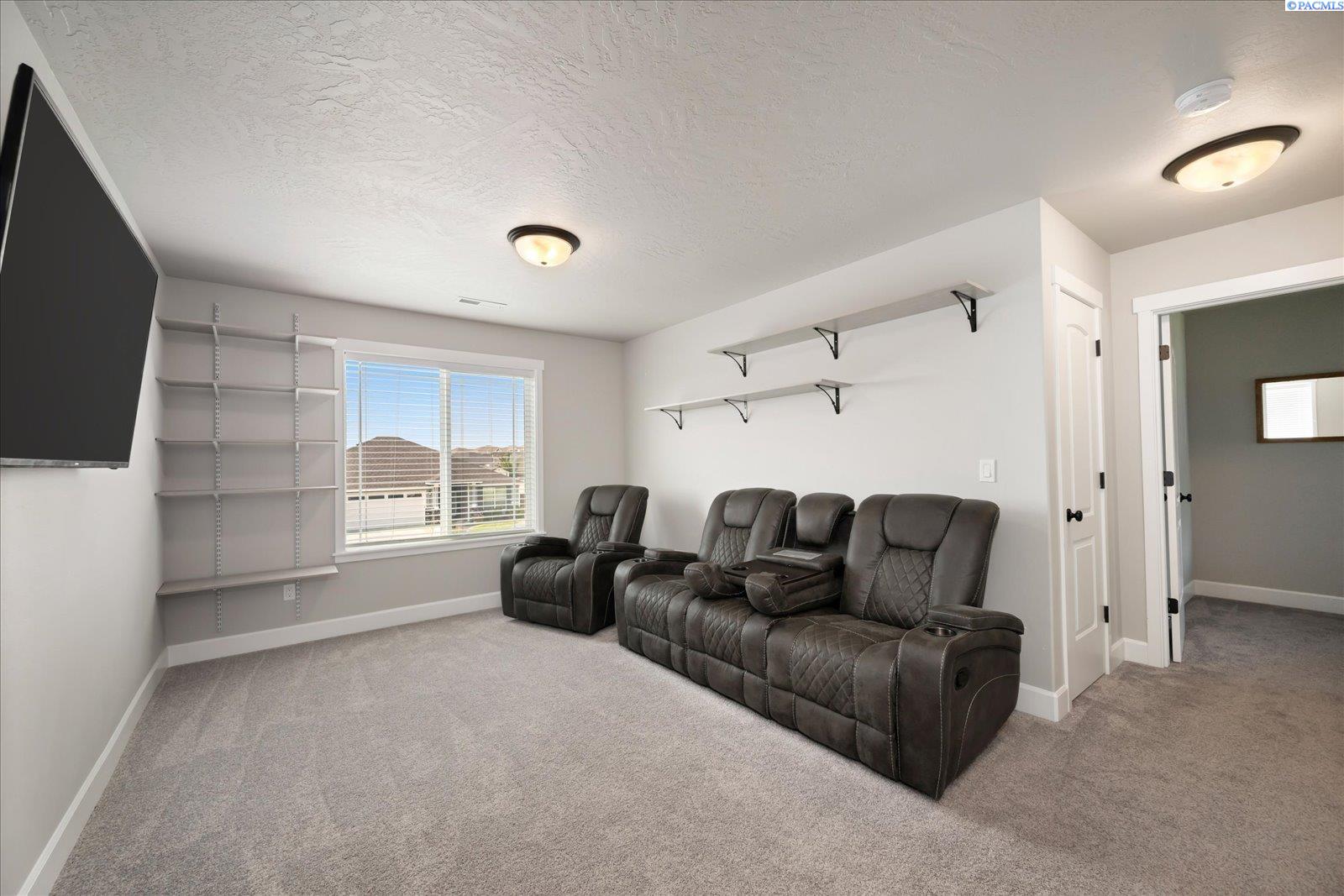 IDX 4 3211 Indigo Lane