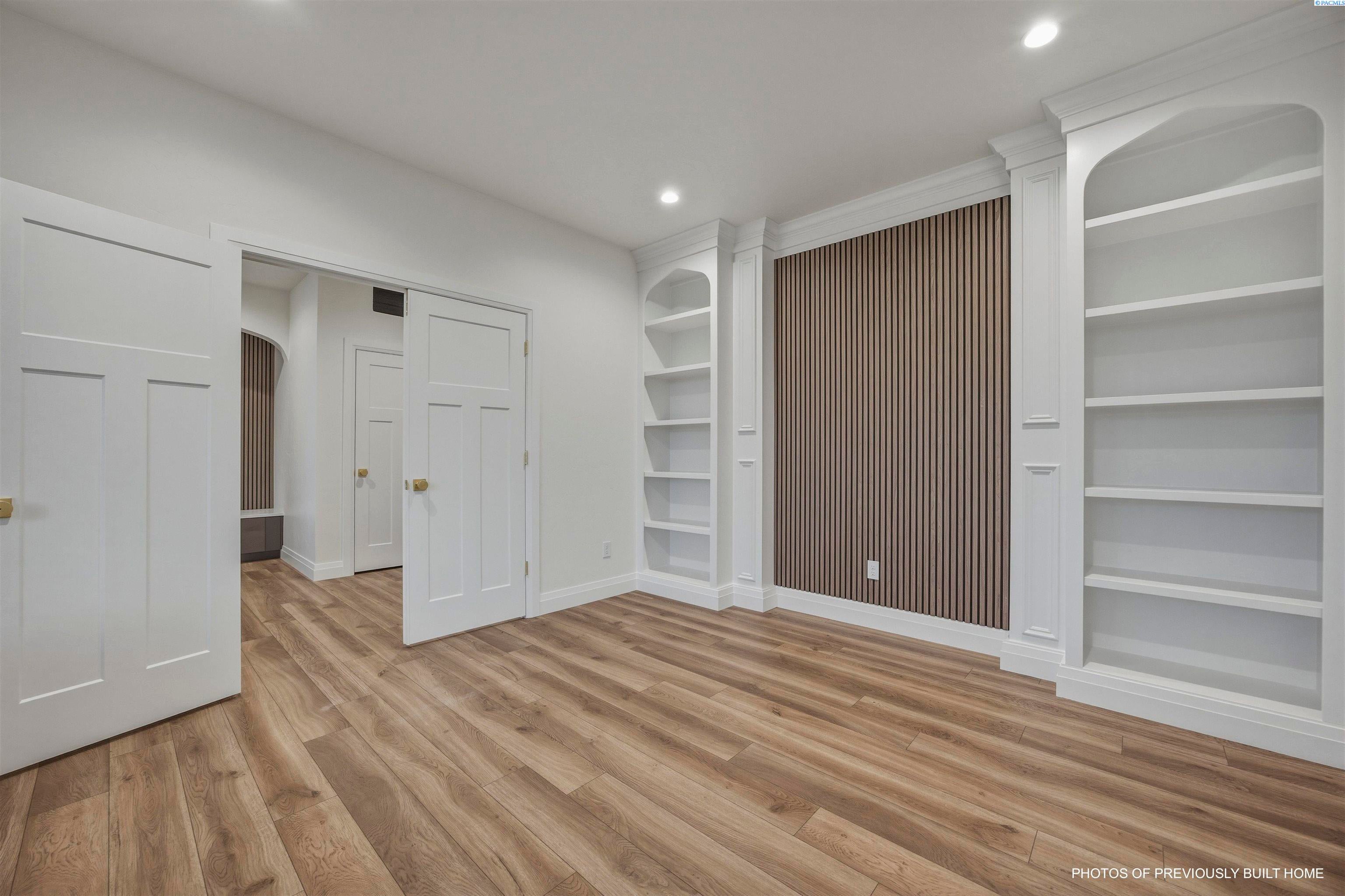 IDX 2 8504 Axil Lane
