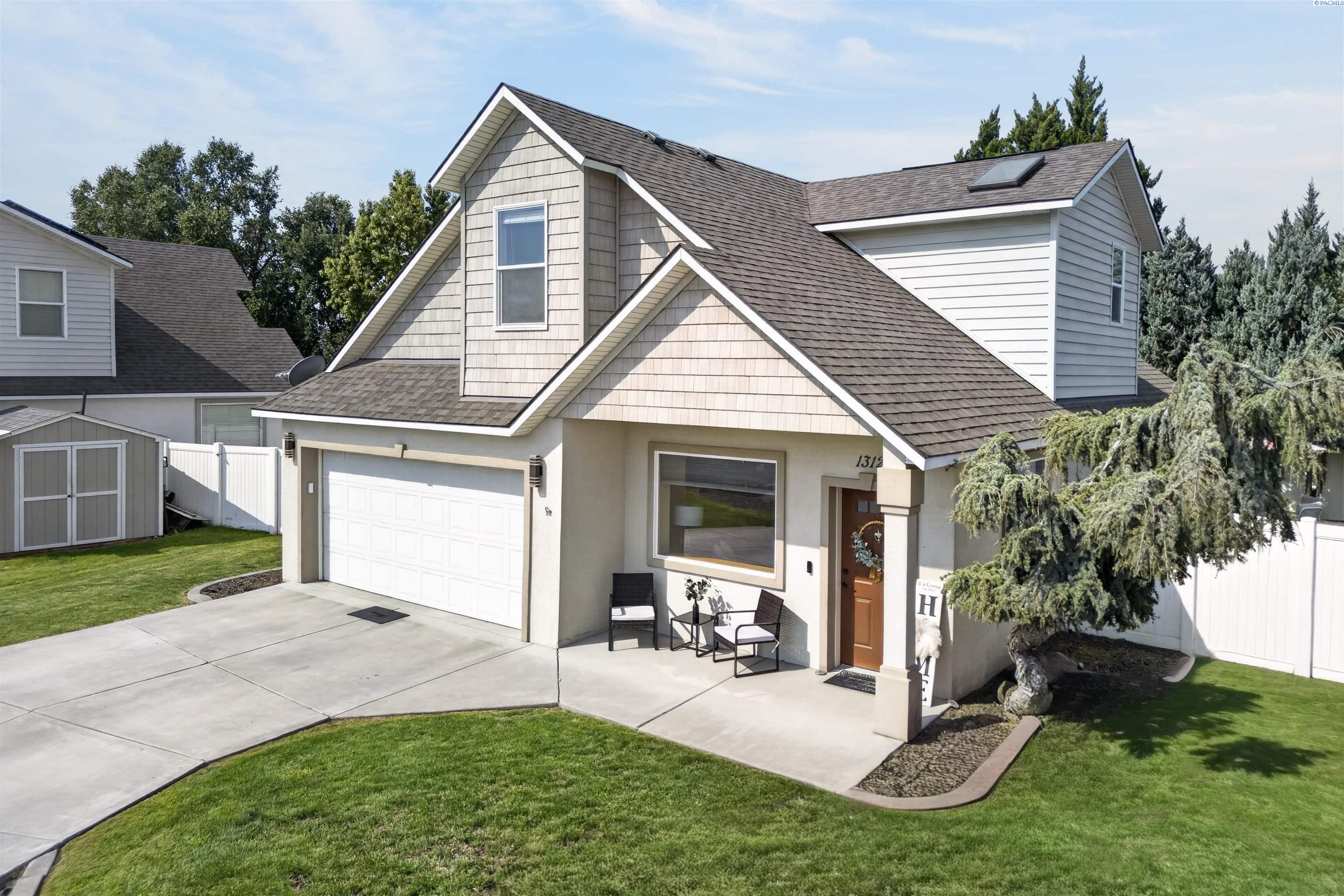 1312 N 37th Ct