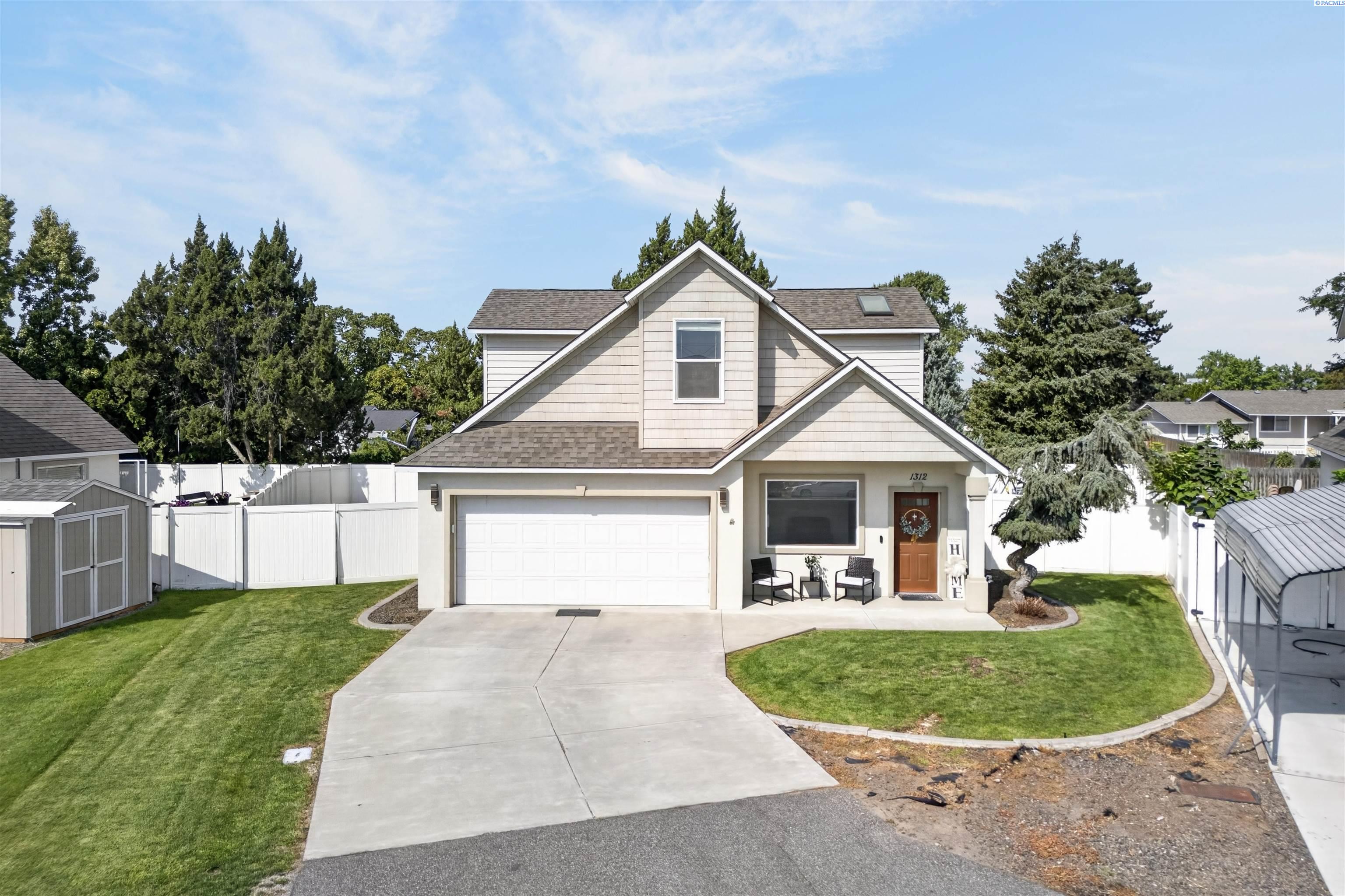 1312 N 37th Ct